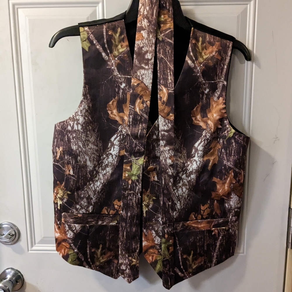 Size medium camo